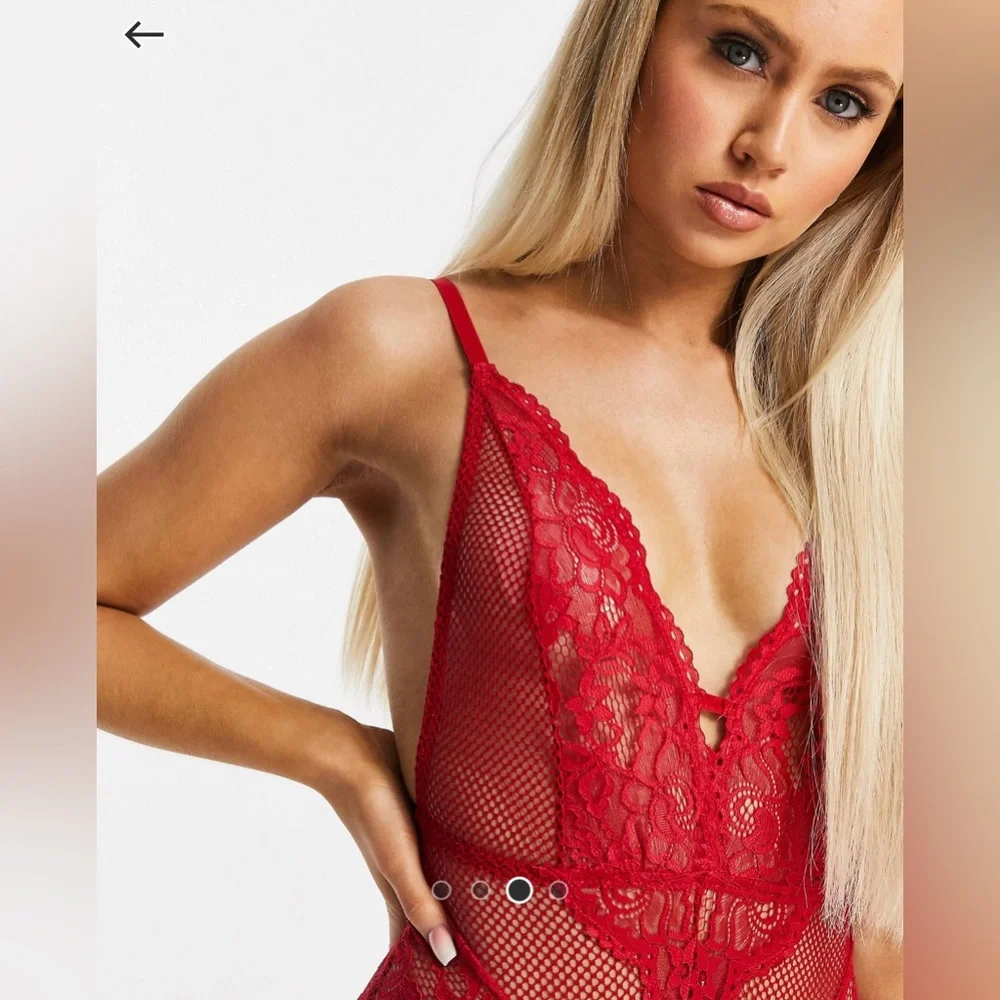 BECCA PLUGE LACE AND MESH BODYSUIT IN RED - Picture 3 of 4